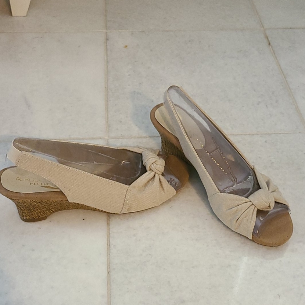 Aerosoles wedge sandals new